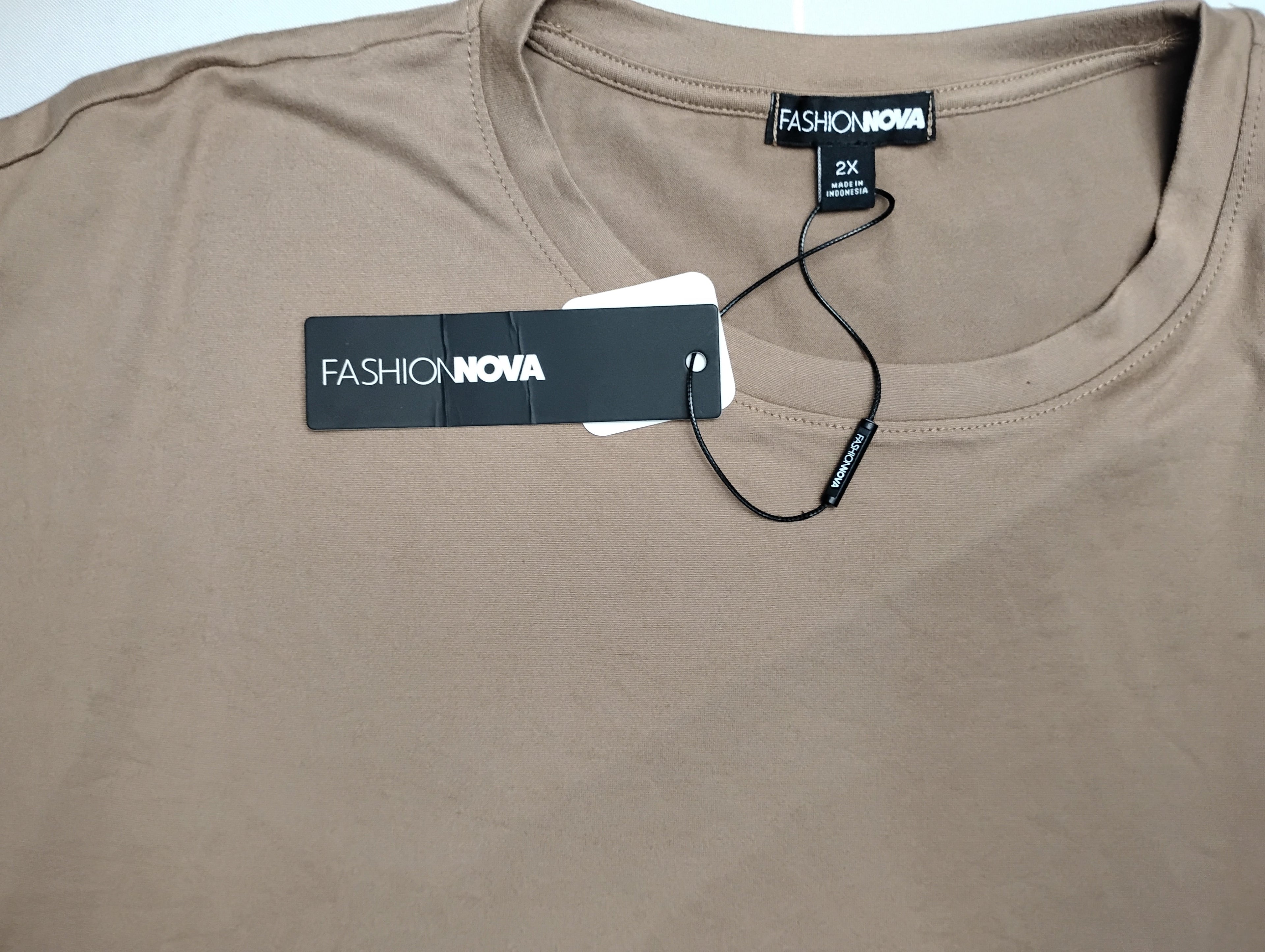 Camisa manga corta de dama 2X Marca Fashion Nova