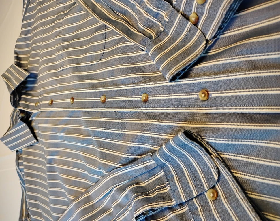 Camisa manga larga con bolsillo Marca Jos. A. Bank. Size 2XL | 100% Cotton