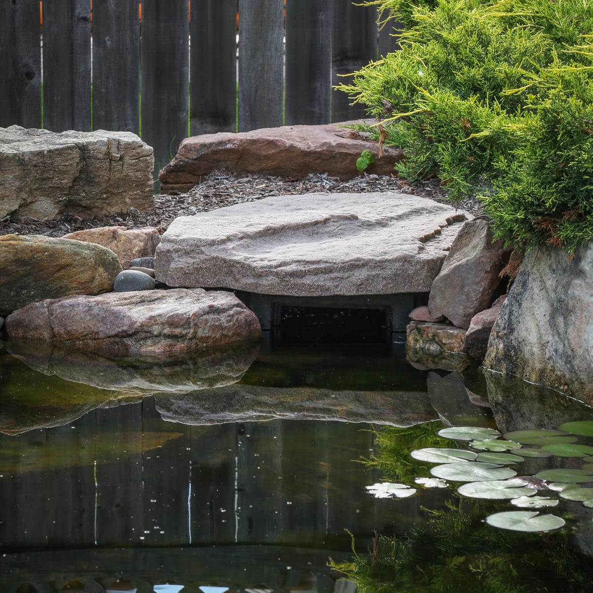 Aquascape 43023 Signature Series 400/1000 Faux Rock Skimmer Lid – Tan 26" x 26"