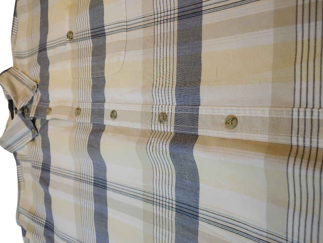 Camisa de botones manga corta Marca CANYON GUIDE SIZE: 2XL | 2EG